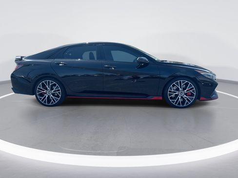Used 2022 Hyundai Elantra N FWD image 3