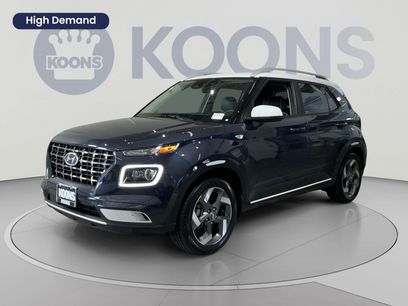 Used 2024 Hyundai Venue Limited