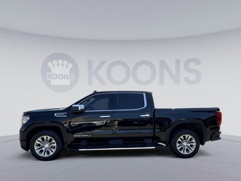 Used 2023 GMC Sierra 1500 Denali w/ Technology Package AWD/4WD image 2