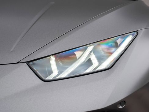Used 2020 Lamborghini Huracan EVO AWD/4WD image 31