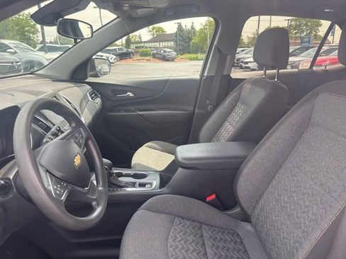 Certified 2022 Chevrolet Equinox LT FWD image 8