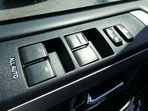 Used 2015 Toyota 4Runner SR5 Premium w/ Four Season Floor Mat Package AWD/4WD image 23