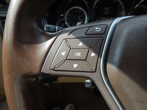 Used 2012 Mercedes-Benz E 350 Cabriolet image 25