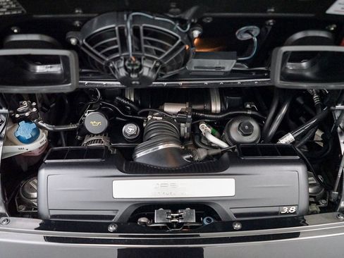 Used 2009 Porsche 911 Carrera 4S image 43