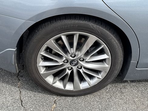 Used 2018 INFINITI Q50 Luxe w/ Essential Package (3.0T Luxe) image 17