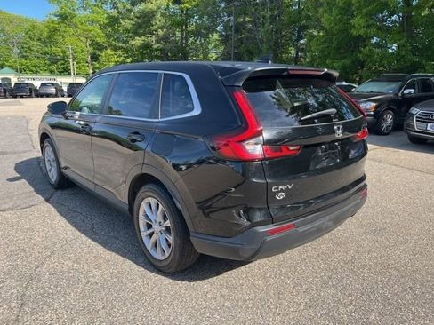 Used 2023 Honda CR-V EX image 3