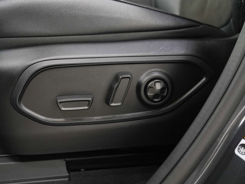 Used 2024 Jeep Grand Cherokee Altitude image 29