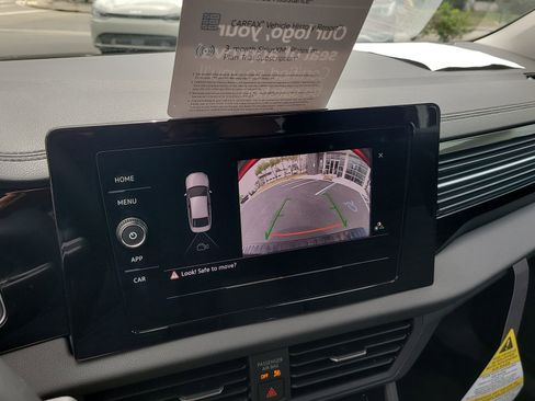 Certified 2025 Volkswagen Jetta S image 22