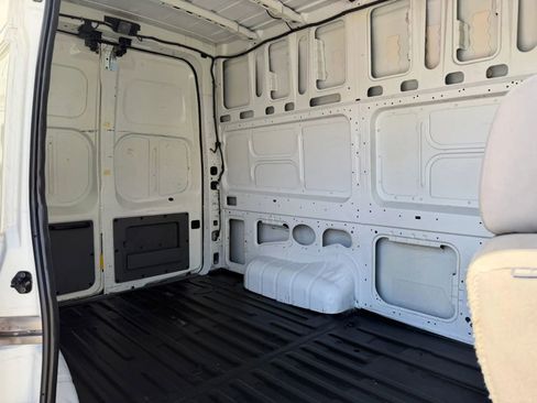 Used 2016 Nissan NV 2500 S w/ Power Package image 17