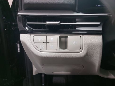 New 2026 Kia Sportage EX w/ EX Panoramic Sunroof Package image 26