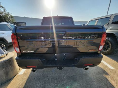 Used 2025 Honda Ridgeline TrailSport+ image 5