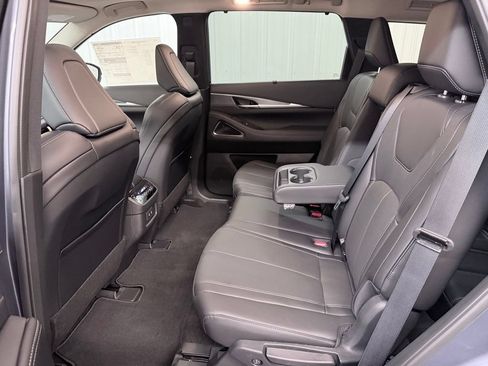 Certified 2026 INFINITI QX60 Luxe w/ Cargo Package FWD image 31