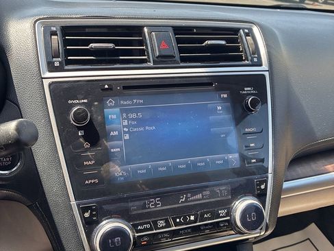 Used 2018 Subaru Outback 3.6R Limited image 4