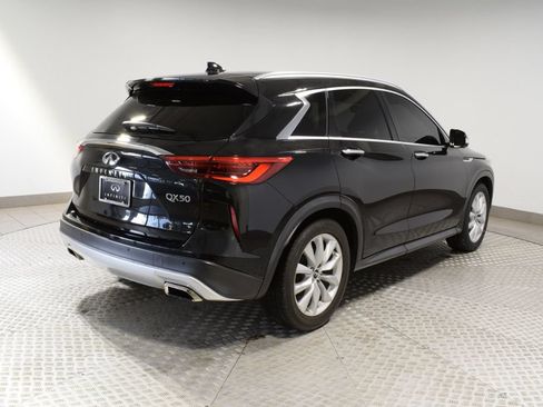 Certified 2019 INFINITI QX50 Essential w/ Proactive Package FWD image 10
