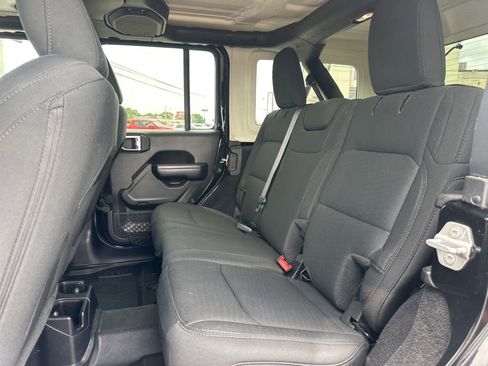Used 2020 Jeep Wrangler Unlimited Sport AWD/4WD image 16