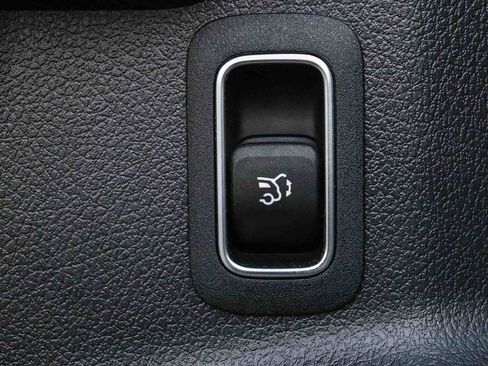 Used 2023 Mercedes-Benz GLA 250 image 28