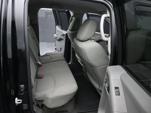 Used 2021 Nissan Frontier SV AWD/4WD image 27