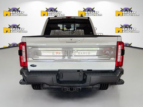 Used 2025 Ford F350 King Ranch w/ FX4 Off-Road Package image 5