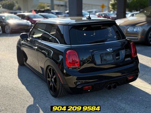 Used 2017 MINI Cooper S FWD image 4