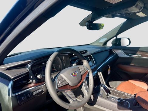 New 2025 Cadillac XT5 Premium Luxury w/ Technology Package image 8