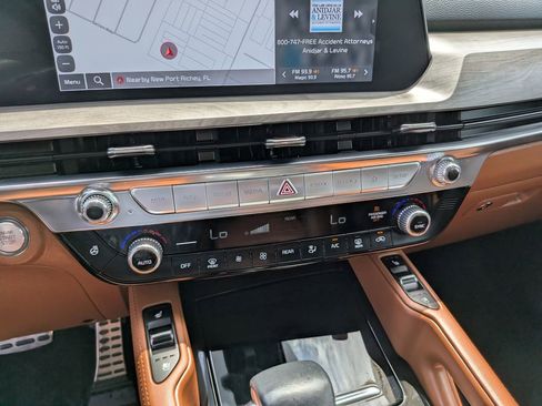 Certified 2024 Kia Telluride SX Prestige X-Line AWD/4WD image 26
