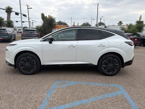 Certified 2026 Nissan Murano Platinum w/ Cargo Package image 3