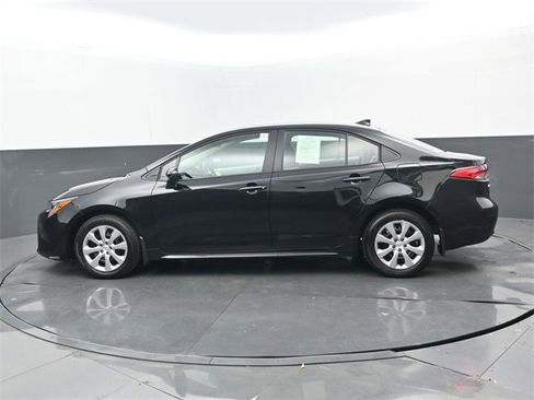 Used 2026 Toyota Corolla LE image 21