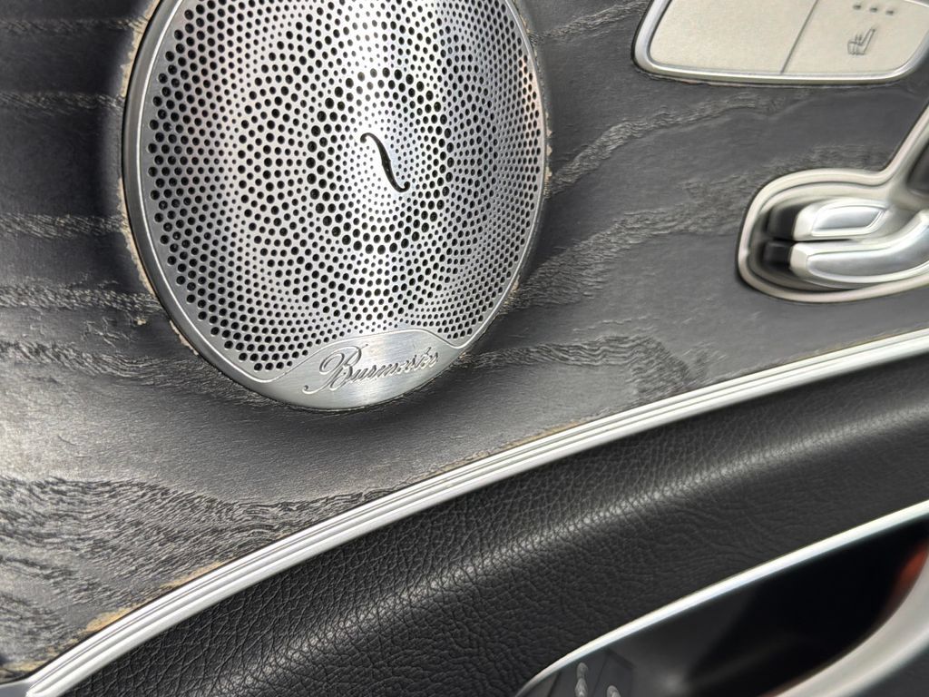 Used 2018 Mercedes-Benz E 300 image 35