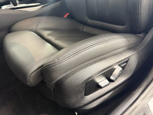 Used 2020 BMW 530i 530i w/ Convenience Package image 18