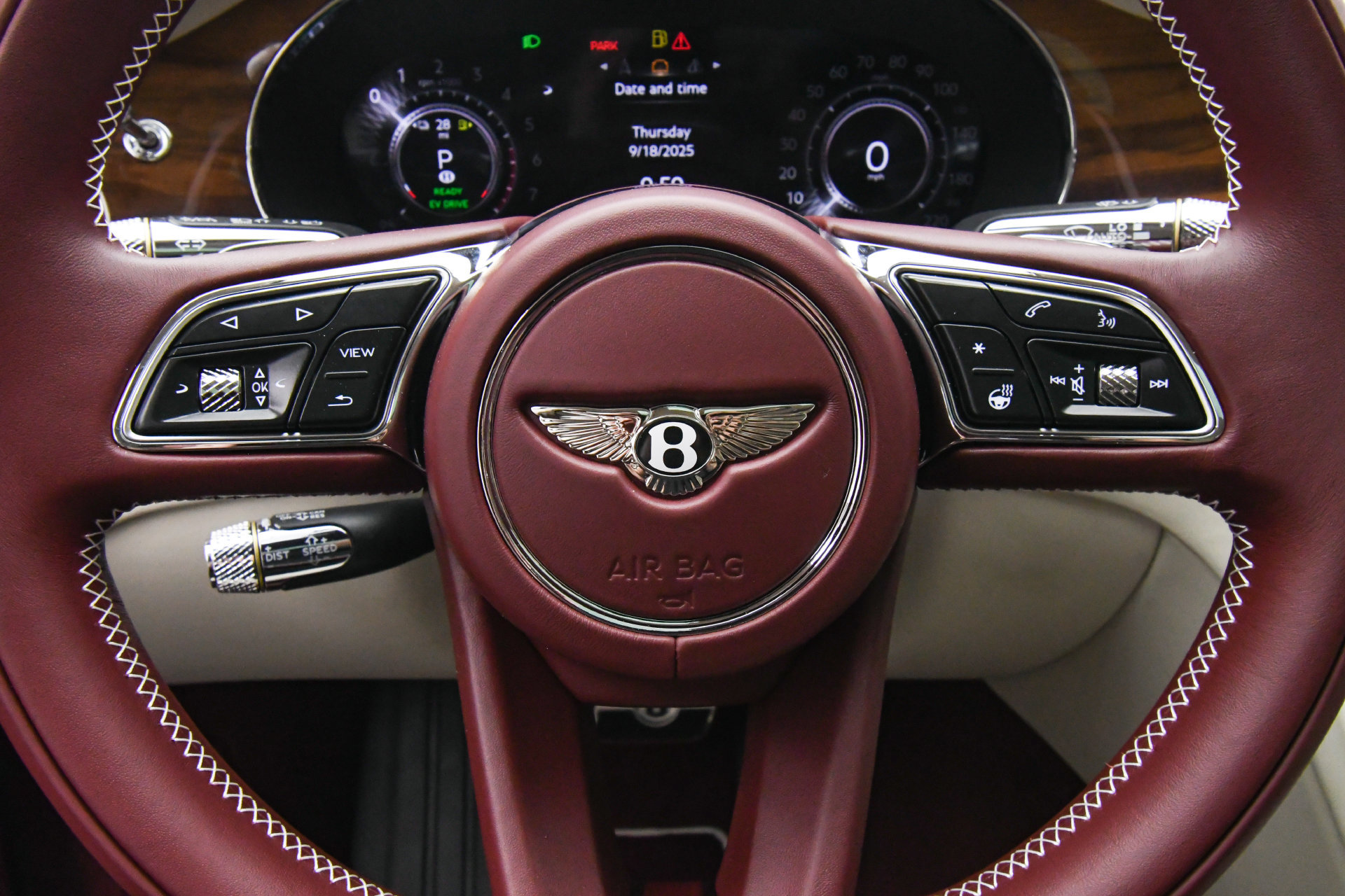 New 2026 Bentley Flying Spur V8 AWD/4WD image 33