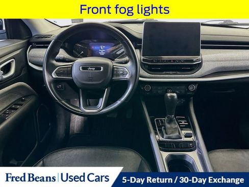 Used 2022 Jeep Compass Latitude image 25