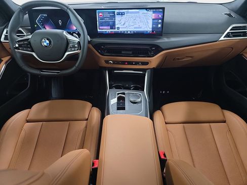 Used 2025 BMW 330i Sedan w/ Convenience Package RWD image 12