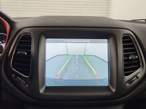 Used 2019 Jeep Compass Trailhawk image 24