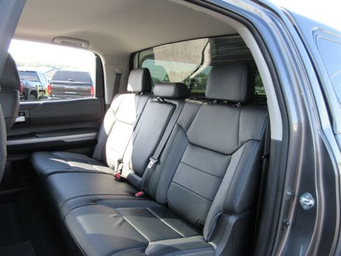 Used 2020 Toyota Tundra Limited w/ Limited Premium Package AWD/4WD image 24