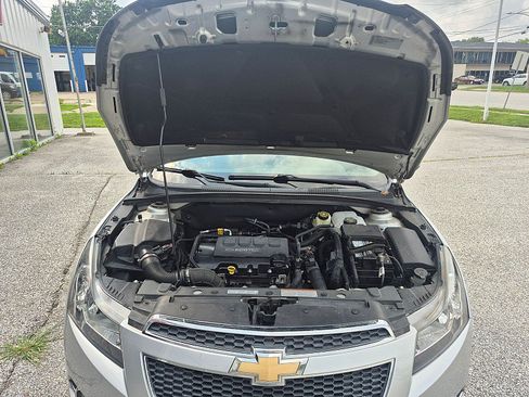 Used 2014 Chevrolet Cruze LT w/ Sun, Sound and Sport Package FWD image 11