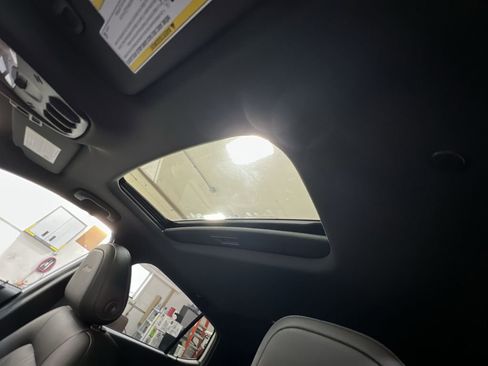 New 2025 Buick Envista Avenir image 18