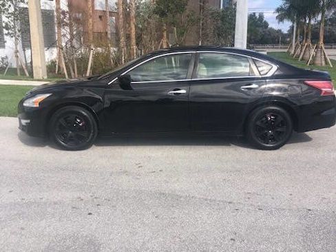 Used 2013 Nissan Altima 2.5 S image 5