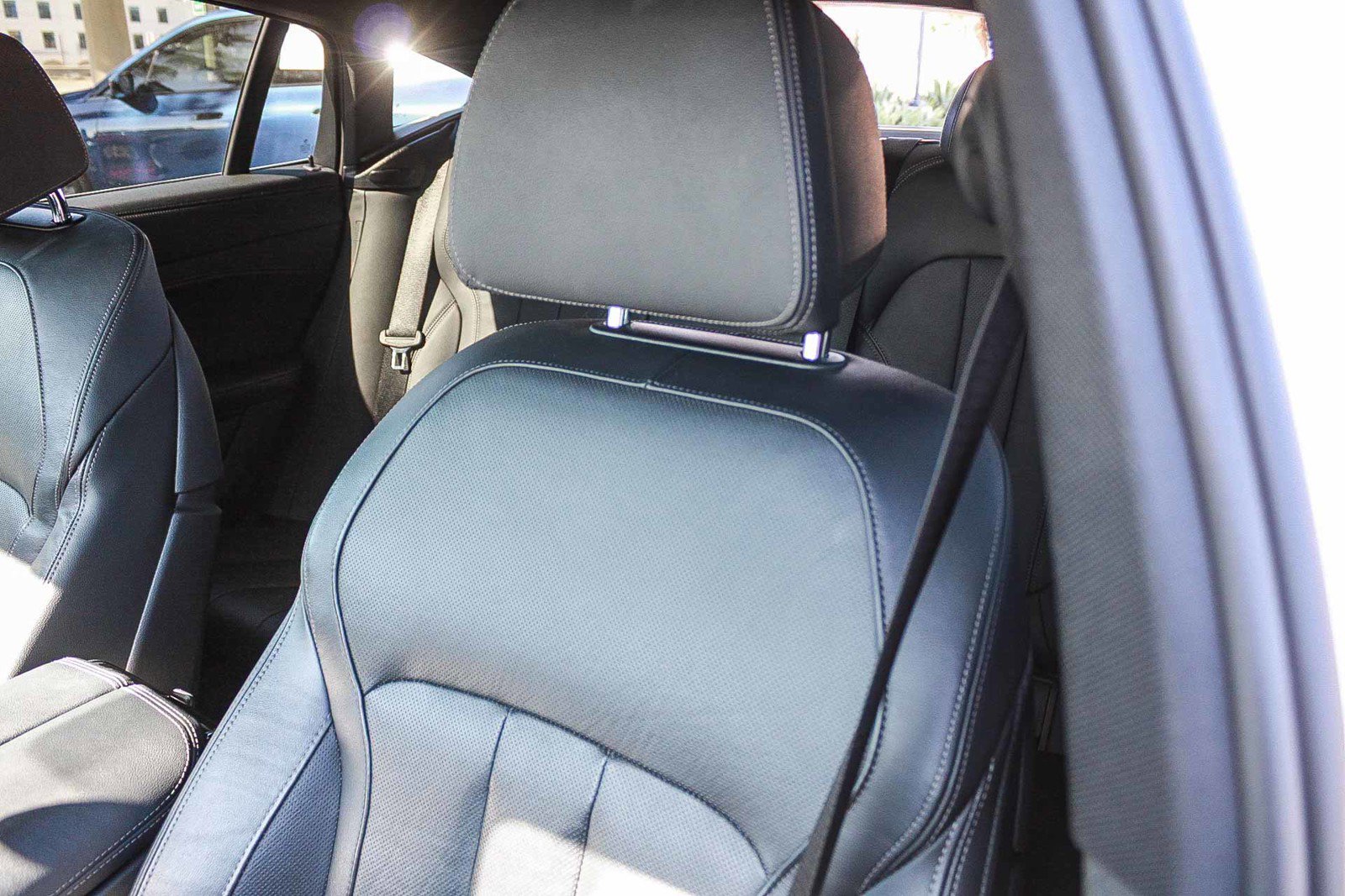 Used 2022 BMW X6 xDrive40i w/ M Sport Package AWD/4WD image 25