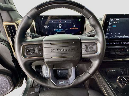 Used 2024 GMC Hummer EV 3X AWD/4WD image 13