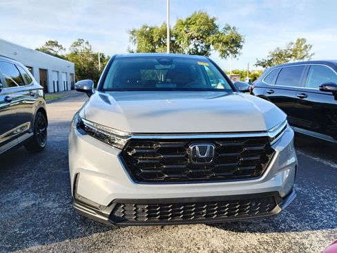Used 2025 Honda CR-V EX-L image 9