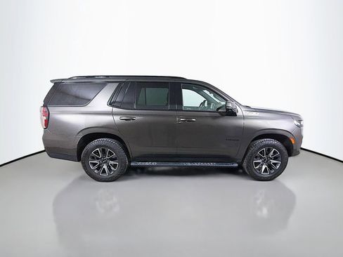 Used 2021 Chevrolet Tahoe Z71 w/ Z71 Signature Package AWD/4WD image 5