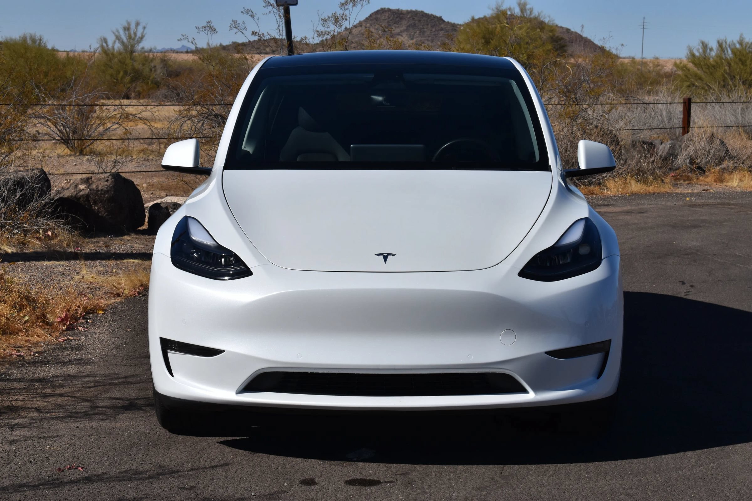 Used 2023 Tesla Model Y Long Range AWD/4WD image 2