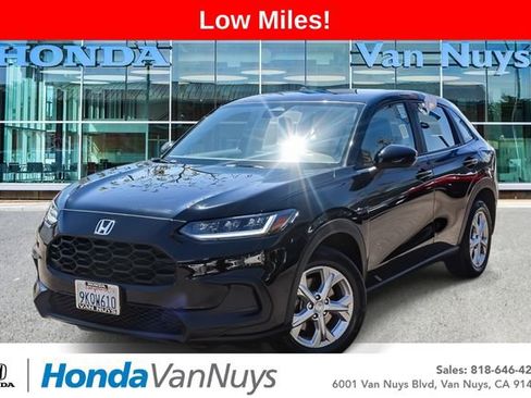 Used 2024 Honda HR-V LX image 1
