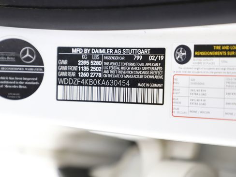 Used 2019 Mercedes-Benz E 300 4MATIC image 29