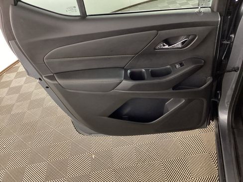 Used 2021 Chevrolet Traverse RS w/ LPO, Floor Liner Package AWD/4WD image 16