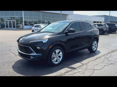 Used 2025 Buick Encore GX Preferred w/ Advanced Technology Package AWD/4WD image 4