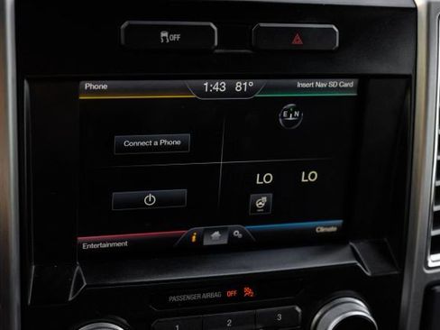 Used 2015 Ford F150 Platinum image 38