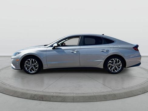 Used 2023 Hyundai Sonata SEL w/ Convenience Package FWD image 5