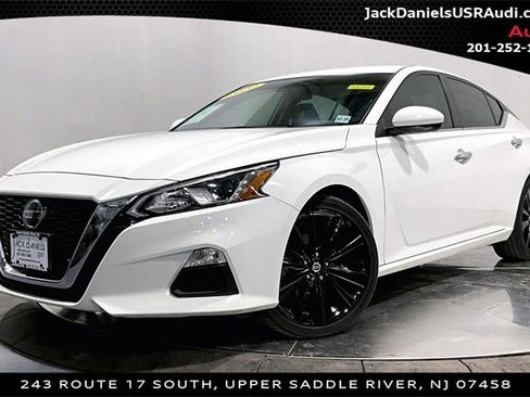 Used 2020 Nissan Altima 2.5 S image 1