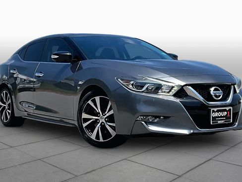 Used 2018 Nissan Maxima Platinum FWD image 3